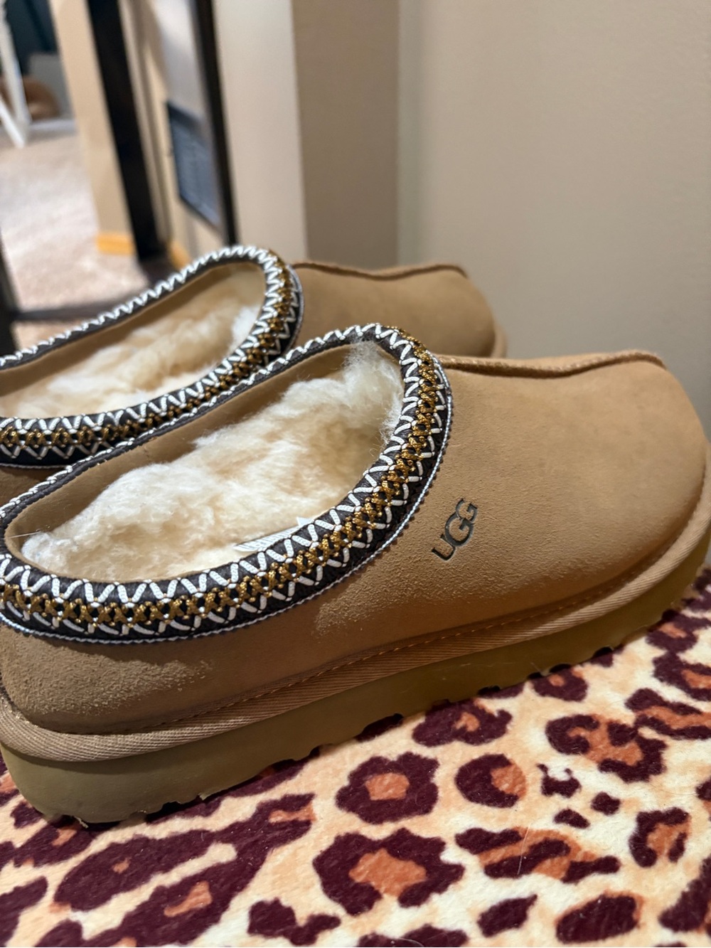 UGG Tasman II Slippers - Chestnut